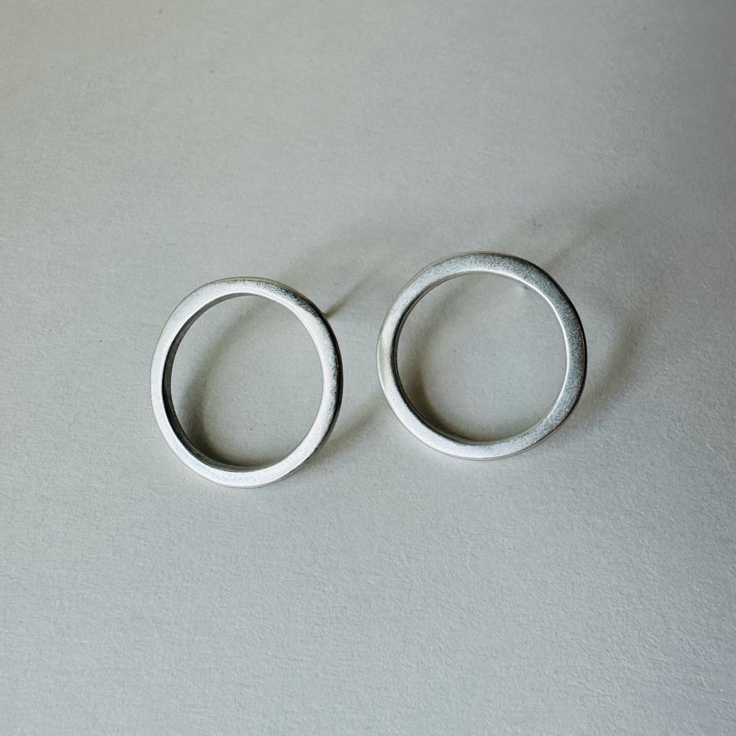 Silver Circle Post Earrings - Medium