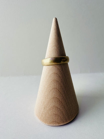 Organic Round Ring Band