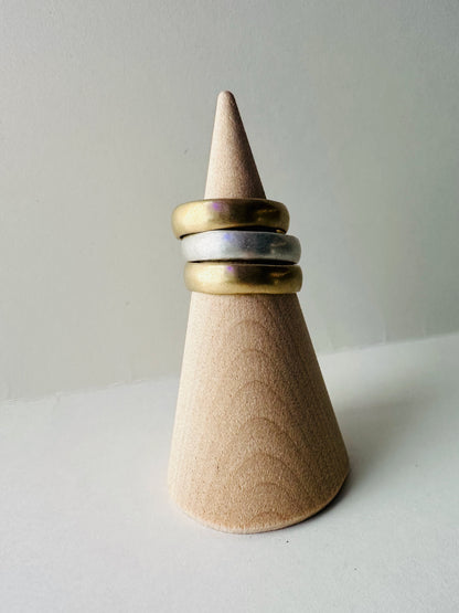 Organic Round Ring Band