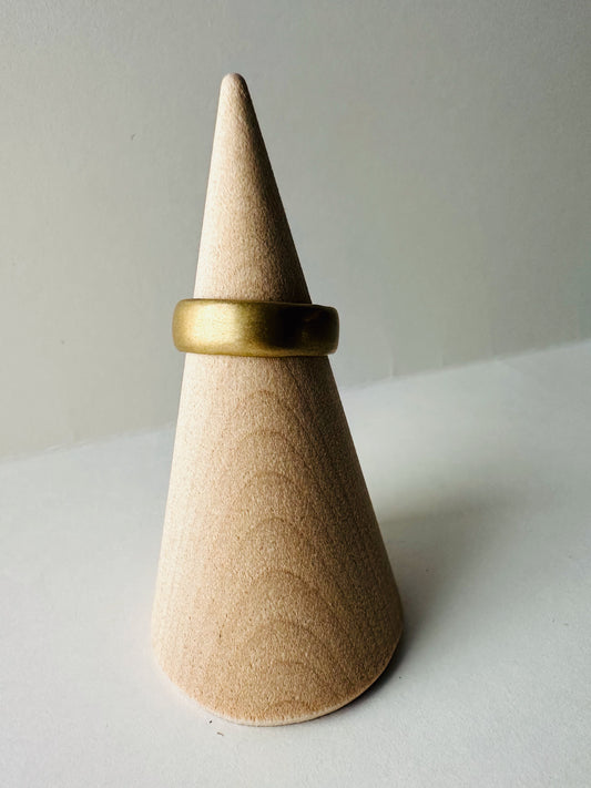 Thick Organic Round Ring Band