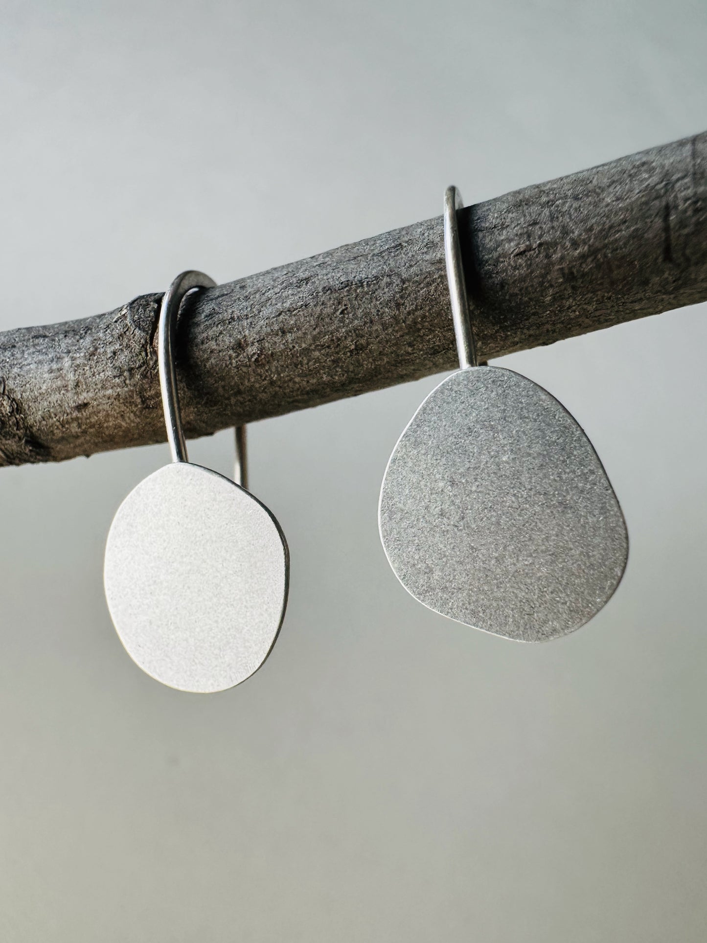 Silver Pebble Threader Earrings - Small