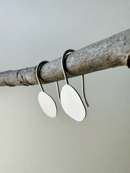 Silver Pebble Threader Earrings - Small
