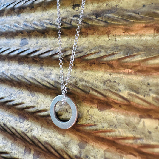 Silver Circle Necklace - Mini